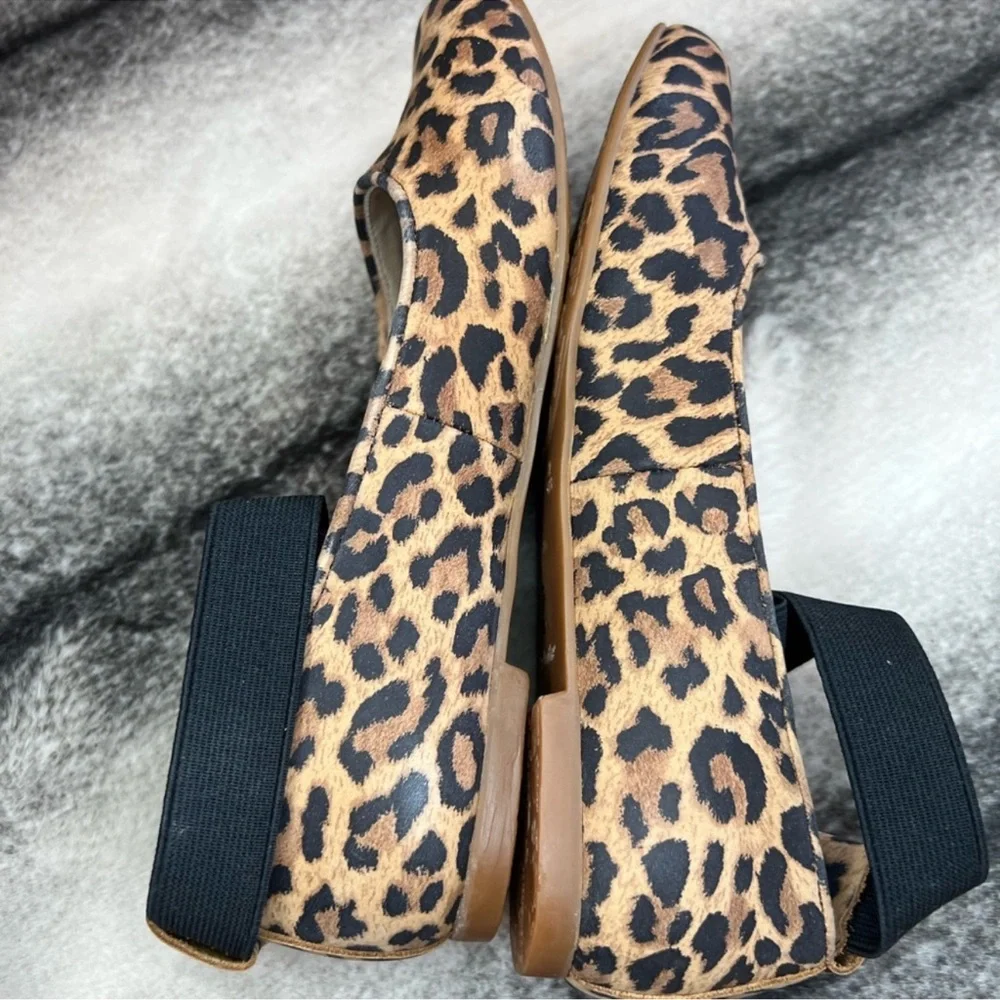 Elephantito Melissa Leopard Print Suede Flats - Picture 3 of 8